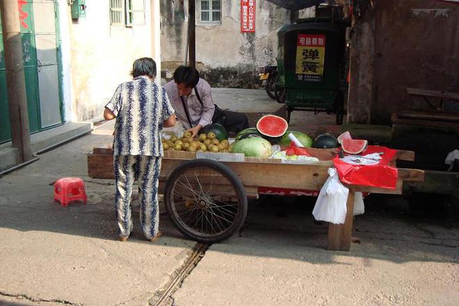 奇异果体育·(中国)官方网站如何开水果店和开水果店注意事项(图2)